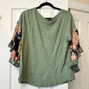 Umgee Oversized Top w/ Sheer Ruffle Floral Sleeves